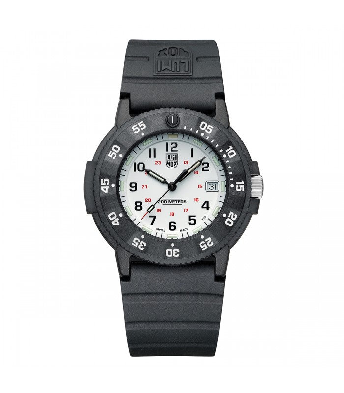 Luminox XS.3007.EVO.S watch for man with a white dial and rubber strap.